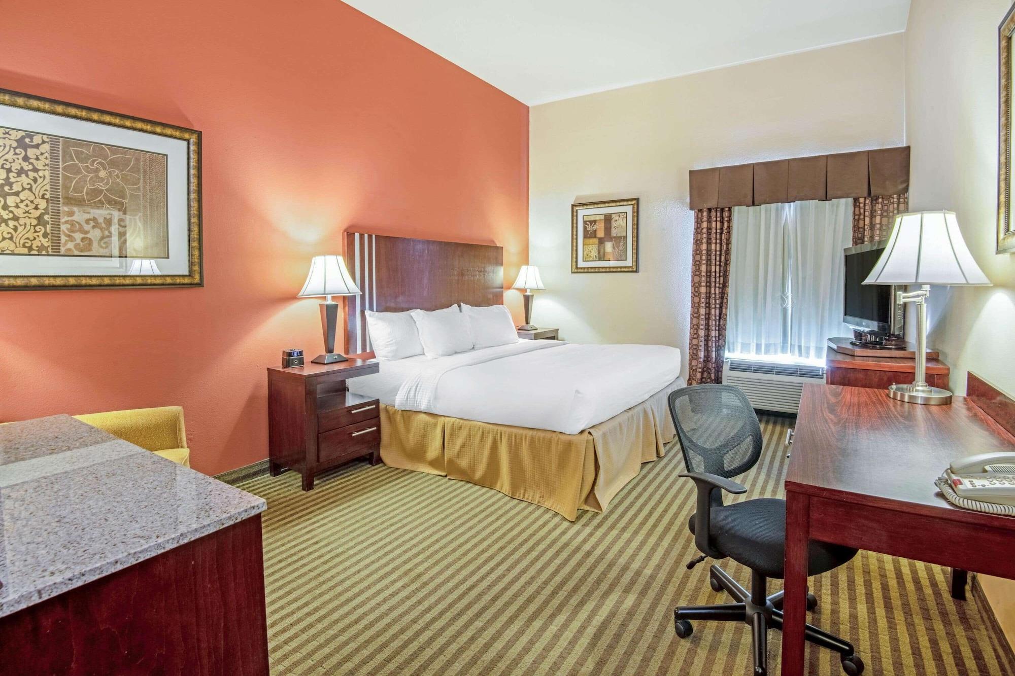 Hotel La Quinta By Wyndham Woodward Esterno foto